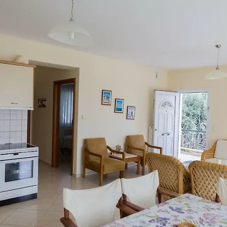 Cozy Family Apartment Nea Peramos (Macedonia)